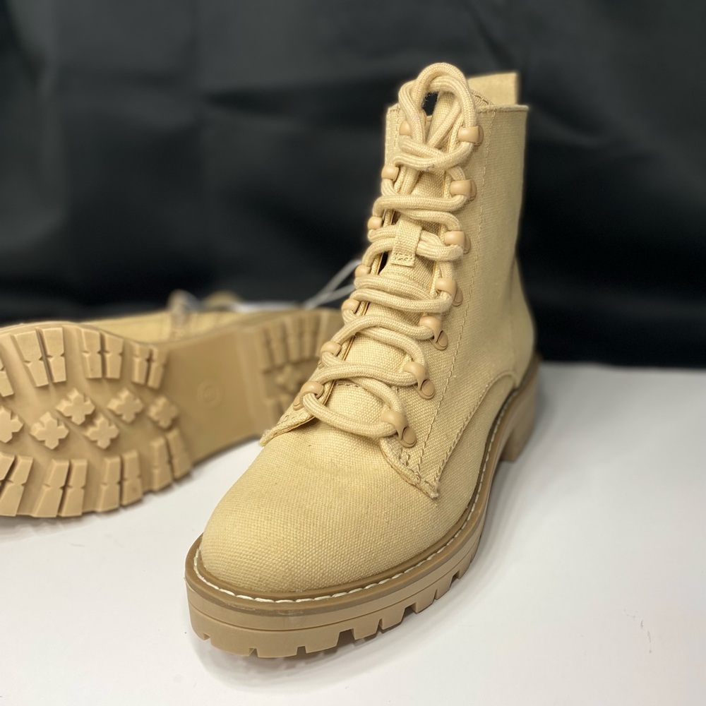 Universal Thread Parker Canvas Lace Up Ankle Boots Tan Block Utility Heel Sze 6
